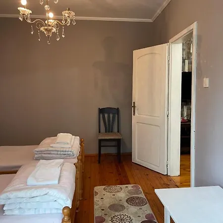 2 Bedroom City *