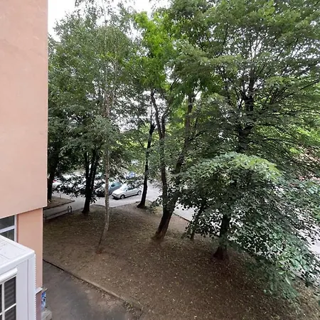 2 Bedroom City